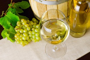 bicchiere_di_vino_bianco_erbaluce_di_caluso