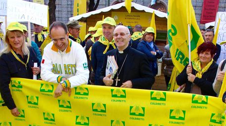 Galantino, vescovo risicoltore: tenere presente fatica degli agricoltori