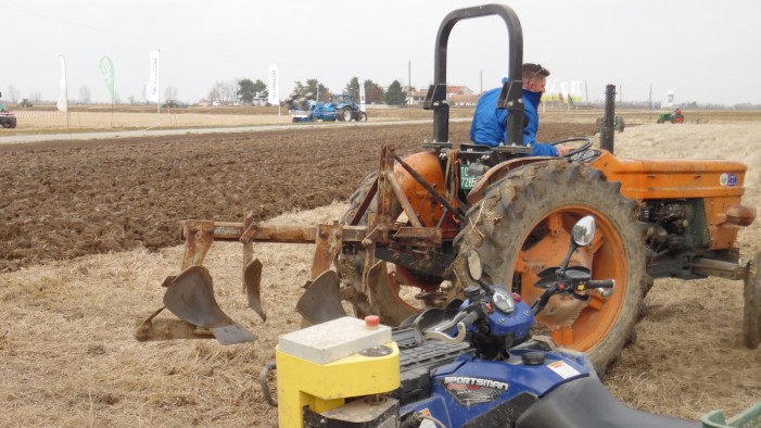 Macchine e volti, il futuro a Fiera in Campo (photogallery)