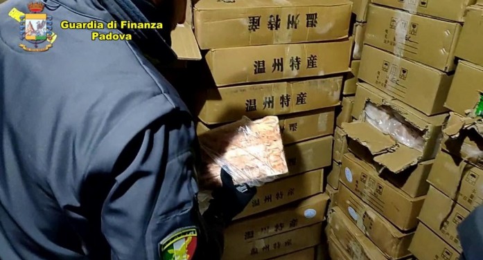 Controlli rigidi e etichettatura per scongiurare la peste suina Controlli rigidi e etichettatura per scongiurare la peste suina