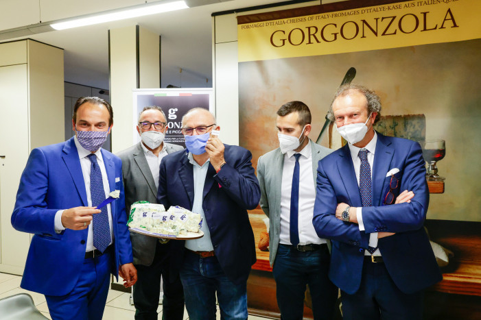 Il Gorgonzola alfiere del Piemonte a Dubai