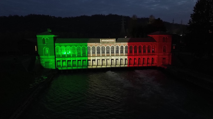 “Bagliori nella notte” sul Canale Cavour
