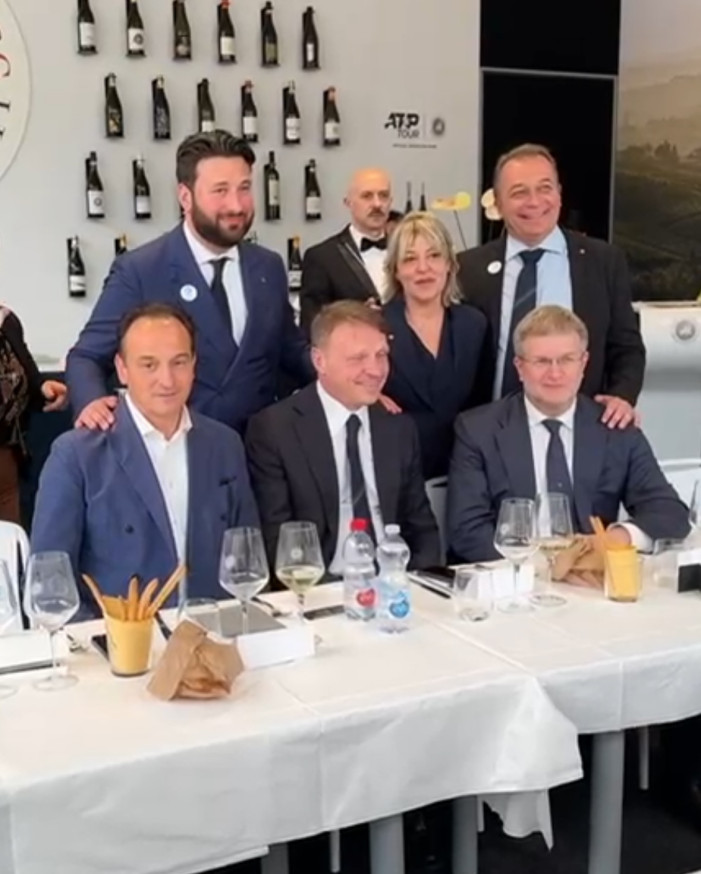 I Commissari UE scelgono il menù Piemonte