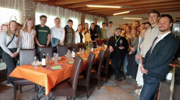 Dalla Norvegia per potare vigne