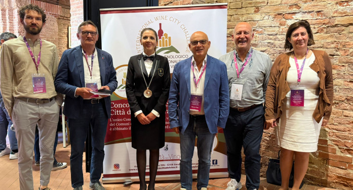 La carica dei 1500 campioni al concorso enologico Città del Vino