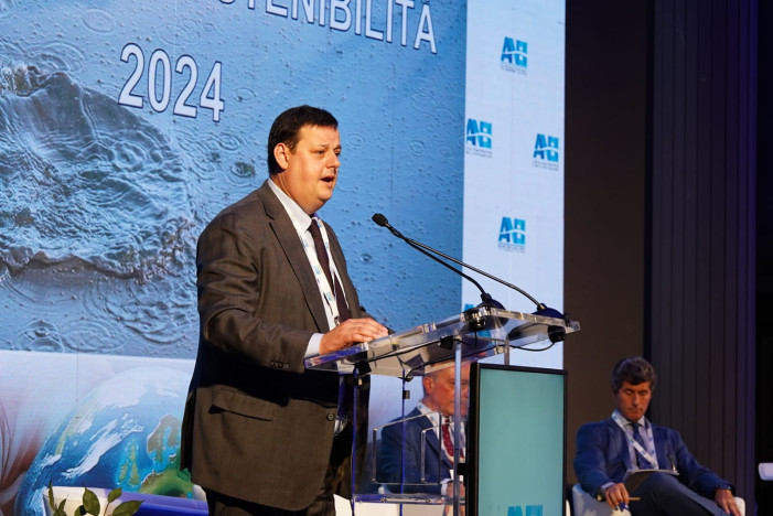 “L’acqua coltiva la pace, ma va gestita in modo corretto”