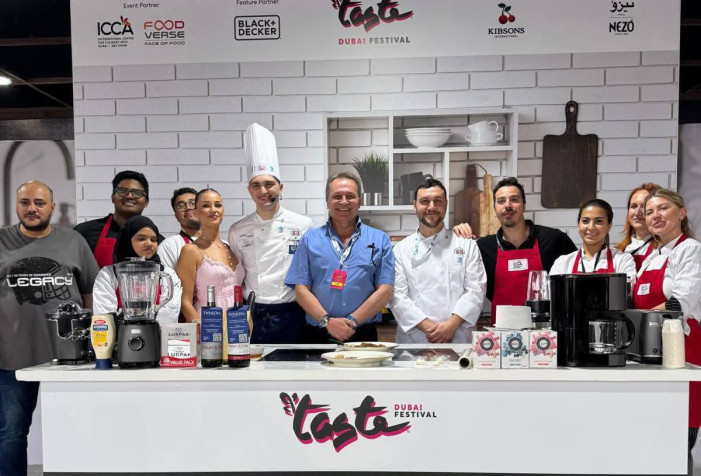 Risotto, fassona e ravioli ai 40 tuorli: lo chef Andrea Serale è campione del mondo