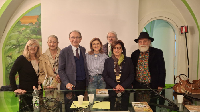 “Chicchi di futuro”, il viaggio continua: Salone del Libro e altre tappe
