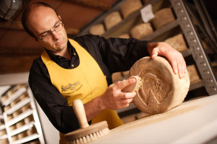 Per i 150 anni dell’allevatore di formaggi